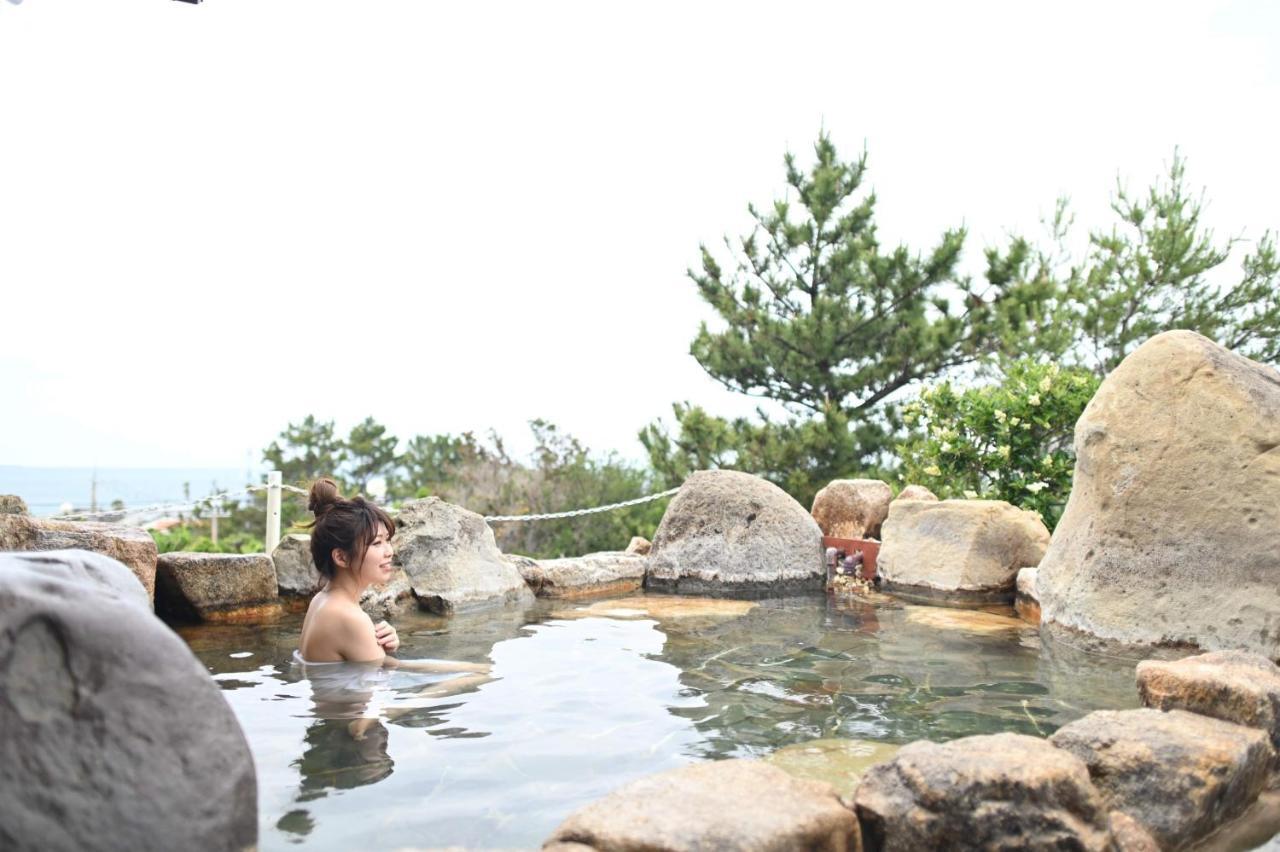 Grampus Inn Shirahama Ngoại thất bức ảnh